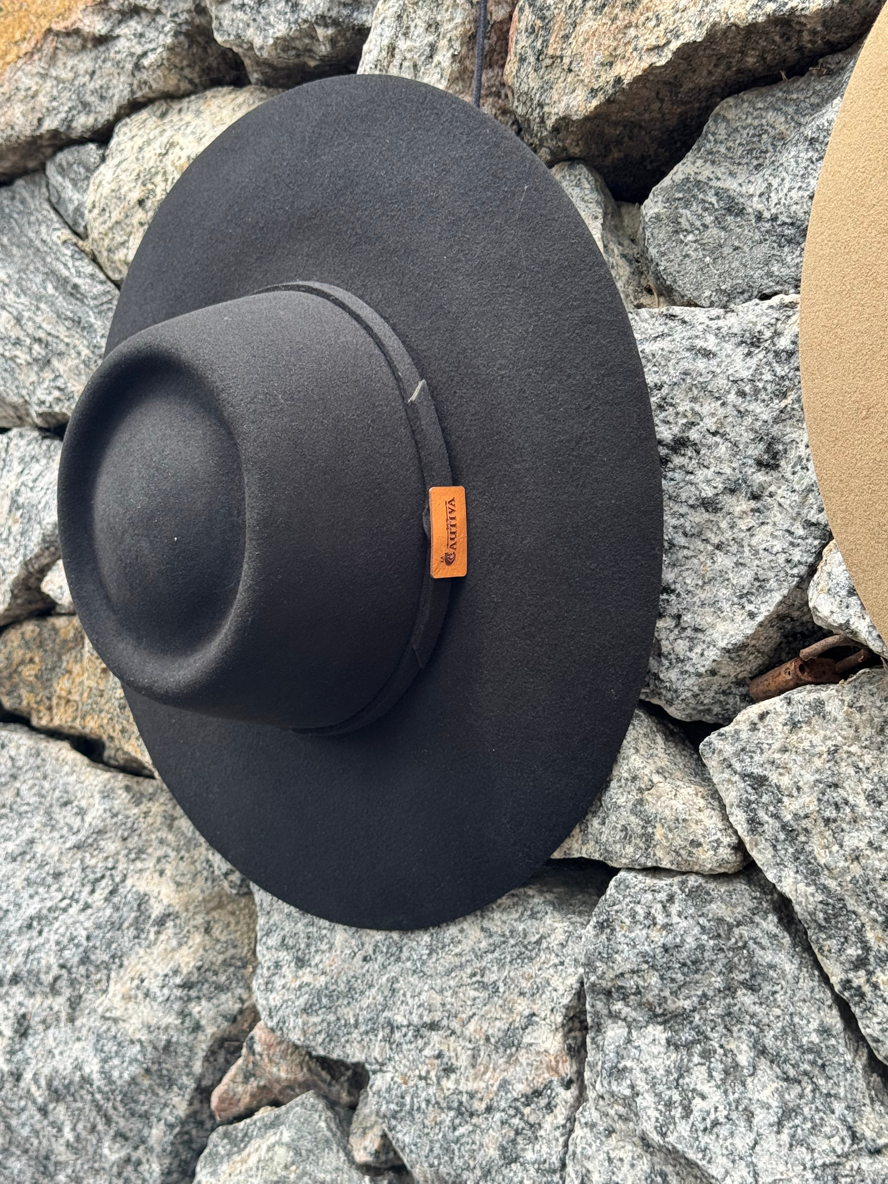 Sombrero Campero Cautiva