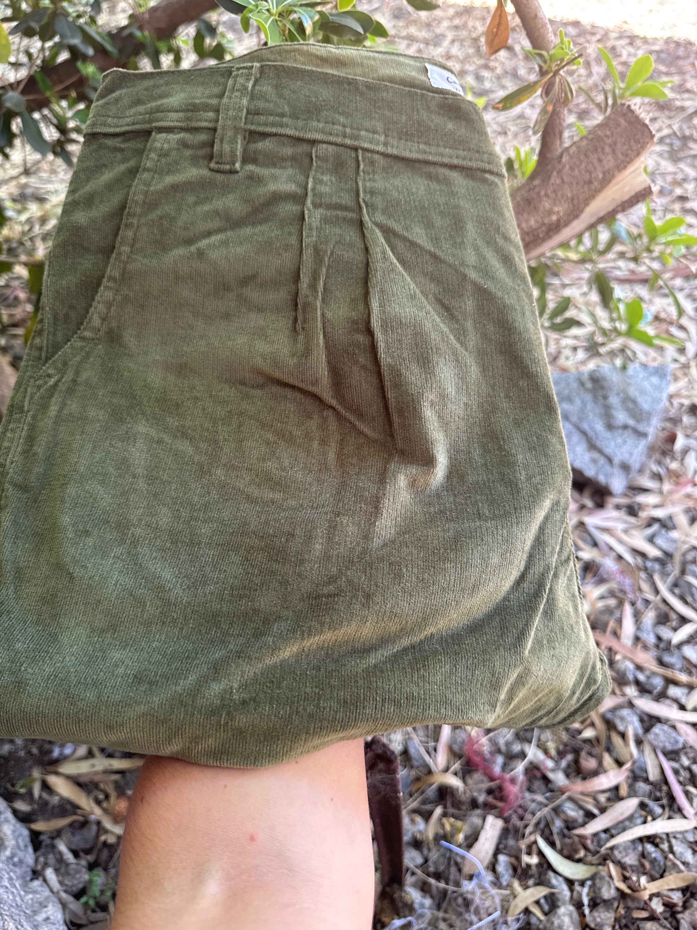 Bombacha de Pana Unisex - Estilo Clásico y Confort para Todos