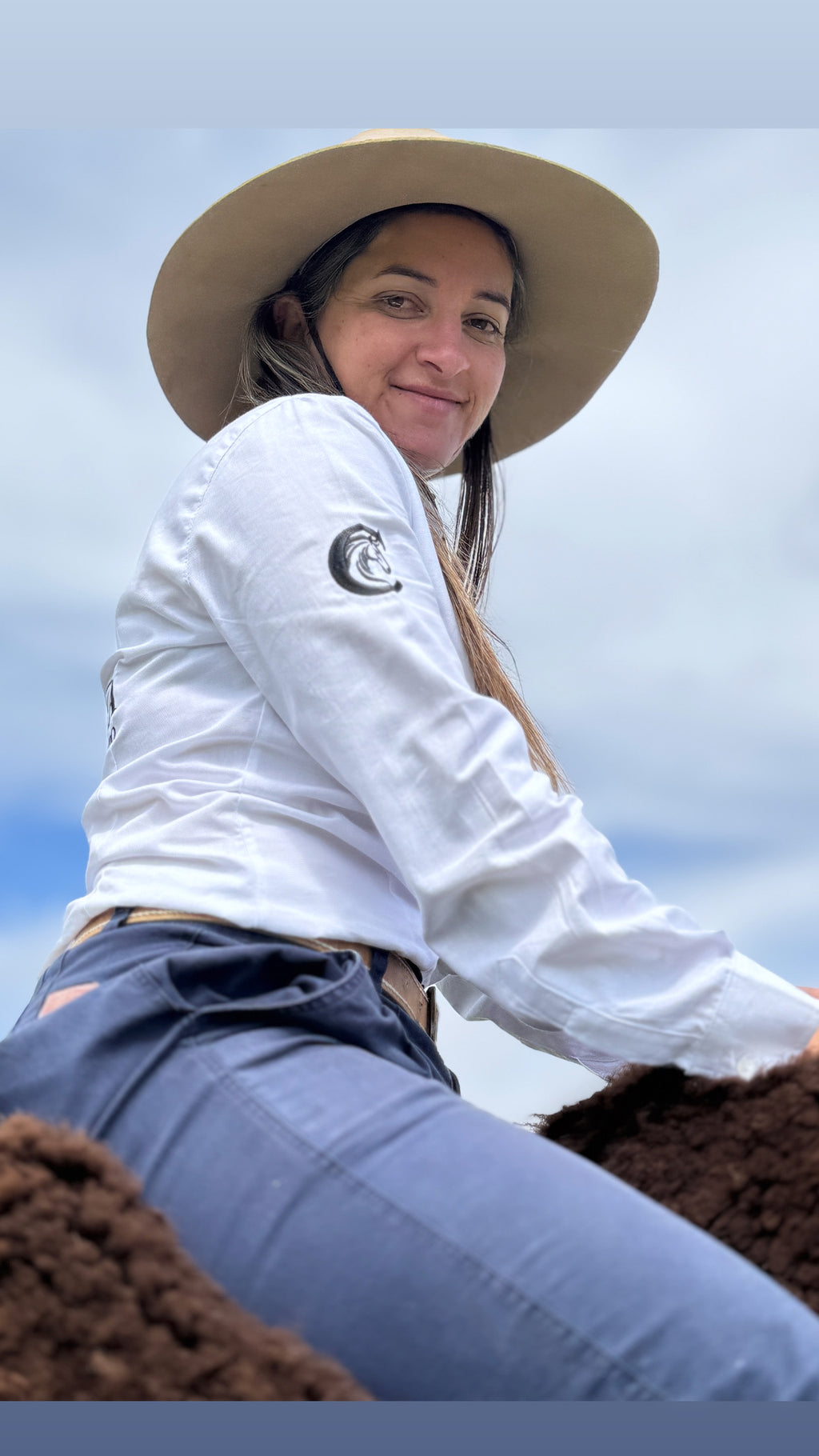 Camisa Cautiva ( bordad, dama)