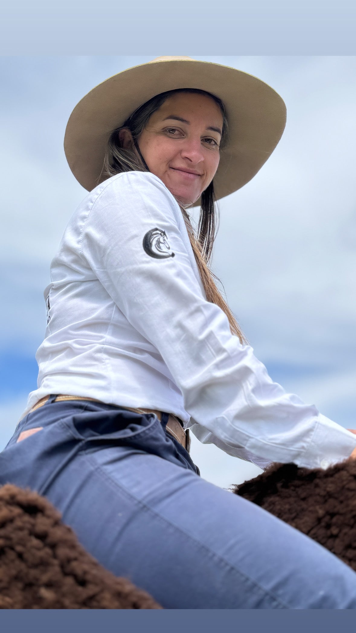 Camisa Cautiva ( bordad, dama)