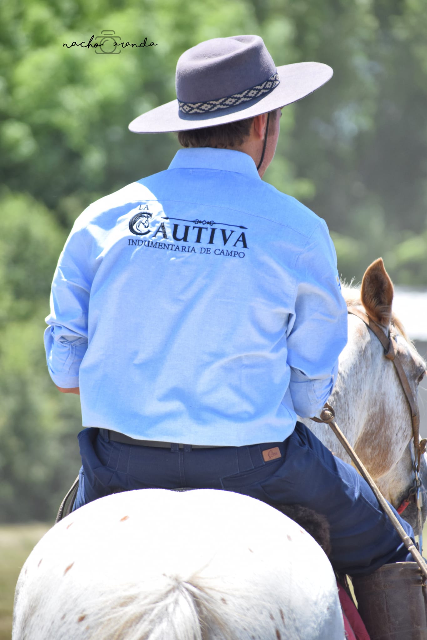 Camisa Cautiva