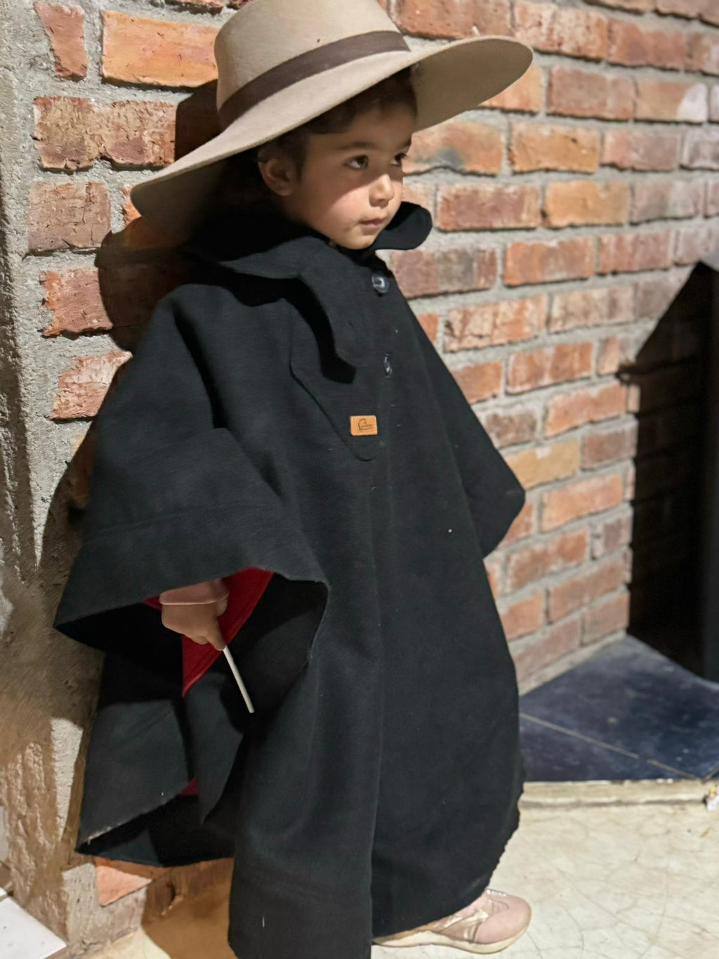 Ponchos de neopreno para Niños – Estilo y Calidez para los Pequeños